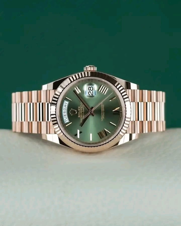 Rolex Day-Date President Clasp Engraving Detail – Rolex Watch Repair