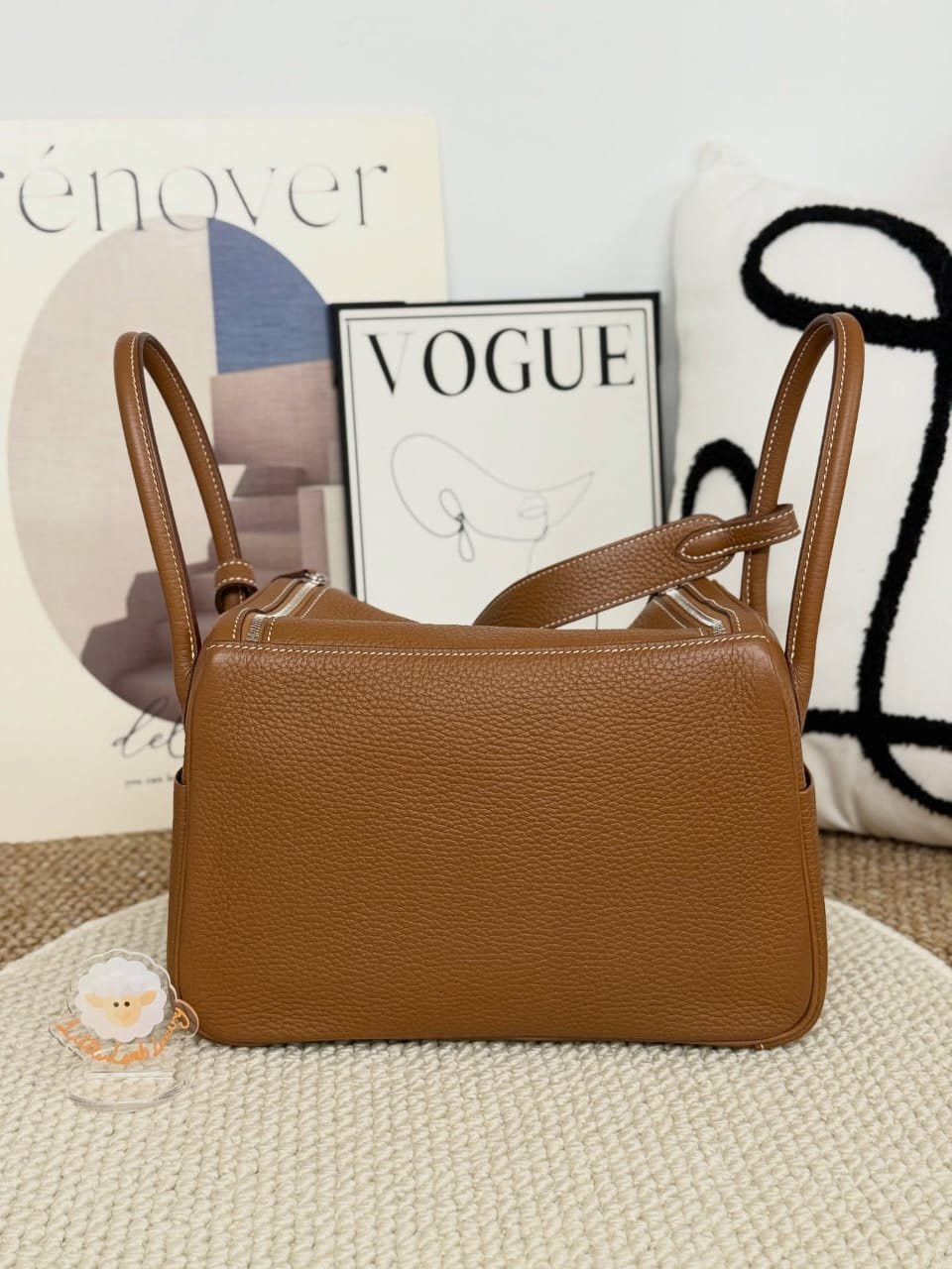 Hermès Lindy 26 Gold Back Panel Clean Lines GHW