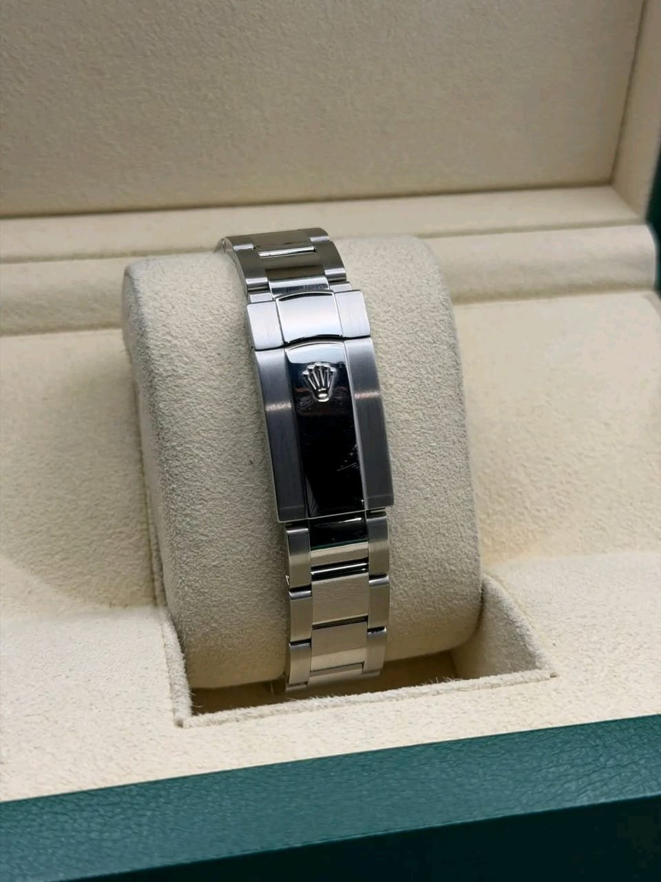 Rolex Datejust 116334 Buckle View