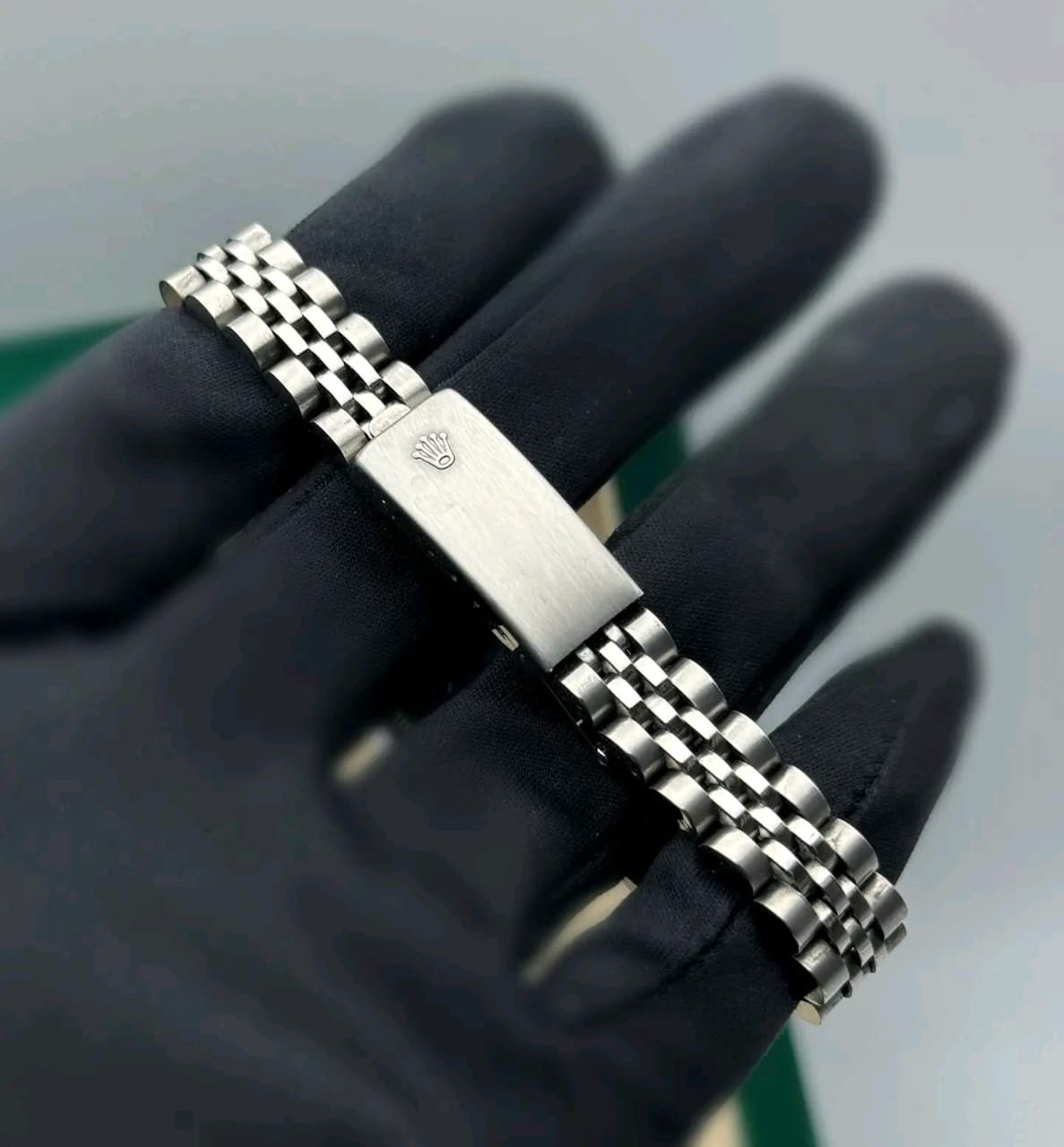 Rolex Datejust 69160 Clasp Detail