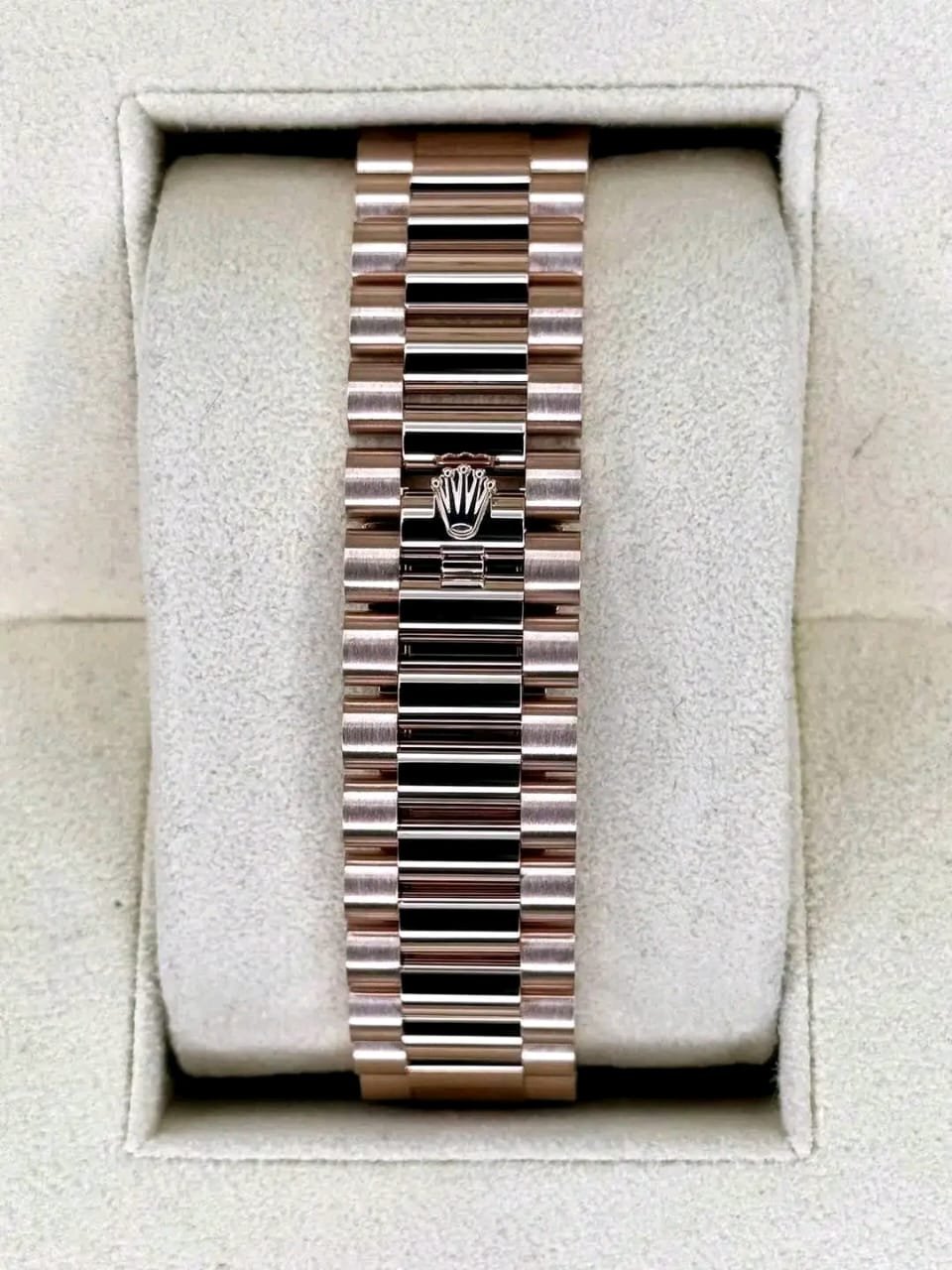 Rolex Day-Date Everose Presidential Bracelet Detail