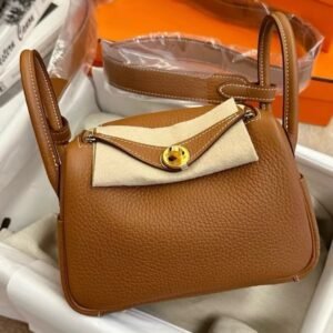 Hermès Mini Lindy Gold Clemence Front Big Eyes GHW Brand New everyday bag
