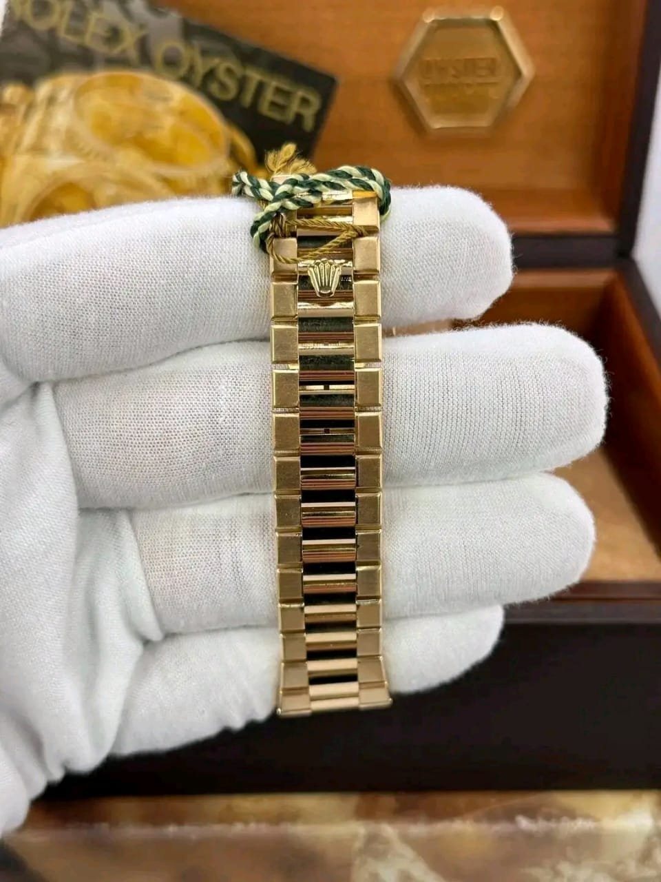Rolex Day-Date President Fluted 18K Gold Bezel Close-Up