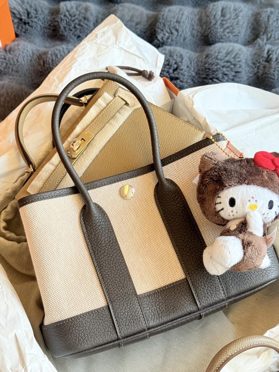 Hermès Mini Kelly II Milk Tea Front Flap 1C Gold Shoulder
