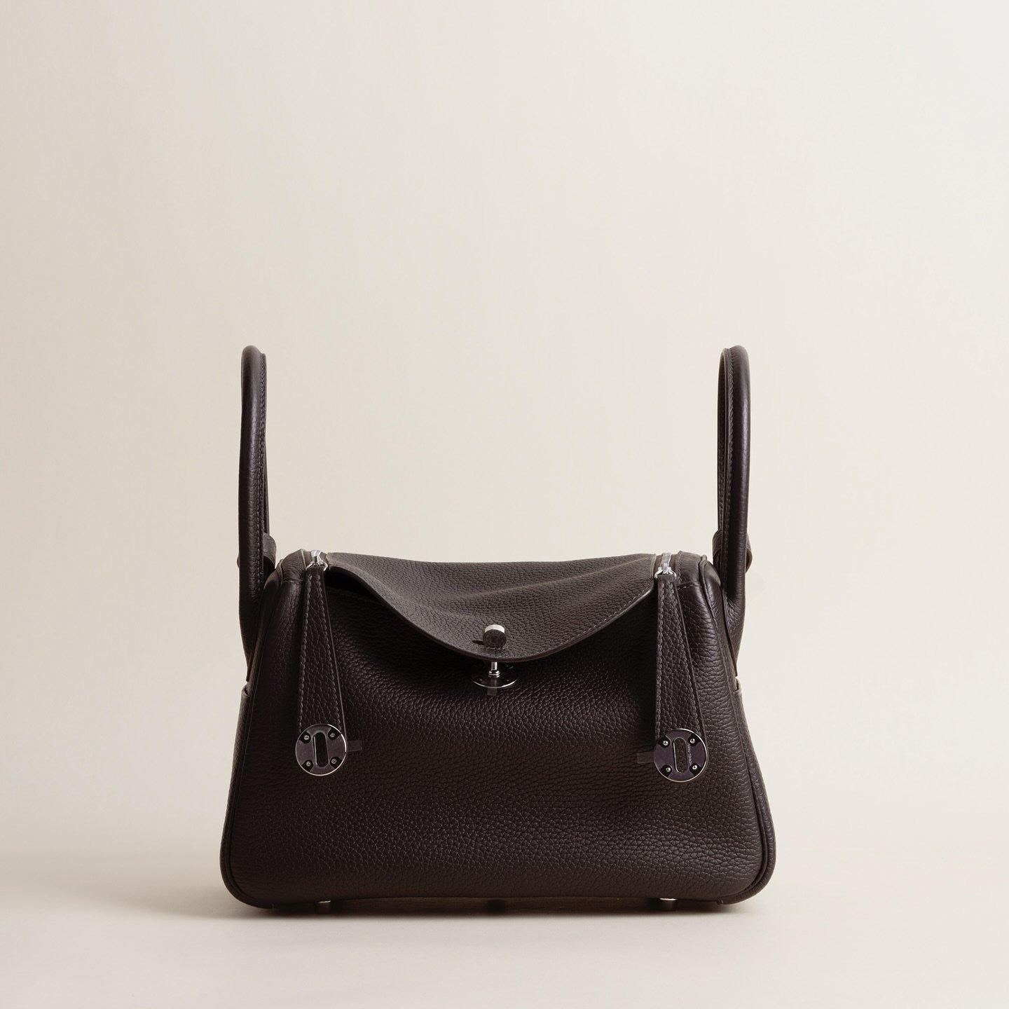 Hermès Lindy 26cm Ebene Front Signature Big Eyes Handles