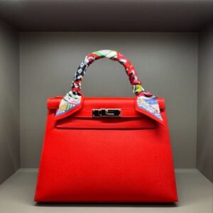 Hermès Kelly 25 Sellier Rouge de Coeur Front PHW Closed hermes kelly 25