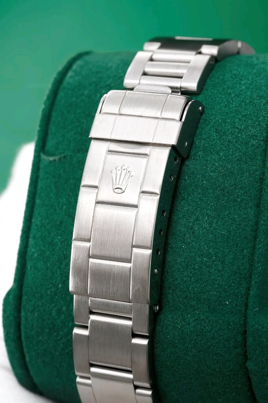 Rolex Submariner 16610 Oyster Bracelet Detail