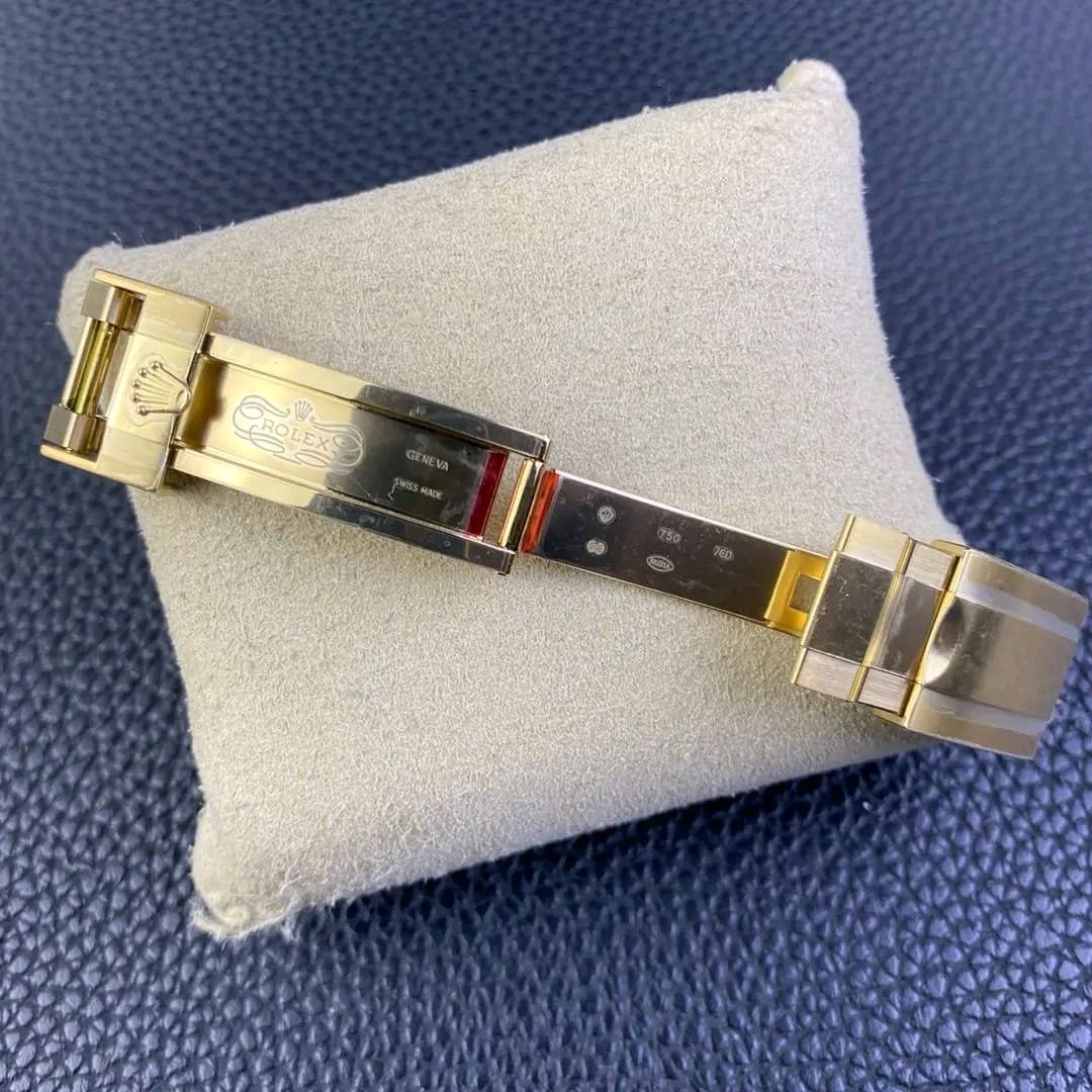 Rolex Daytona 116515LN Oysterflex Strap Detail