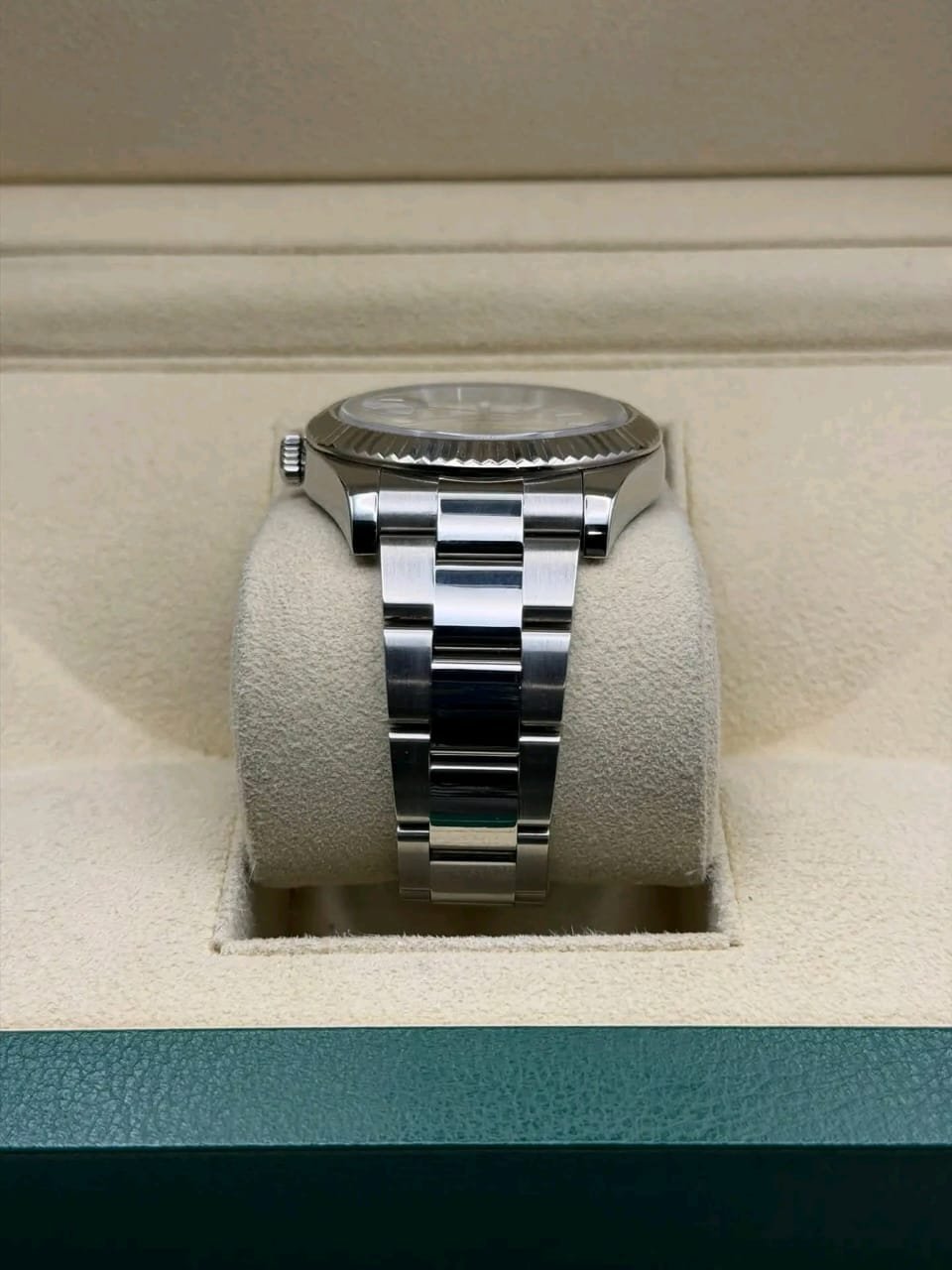 Rolex Datejust 116334 Bracelet Front Detail