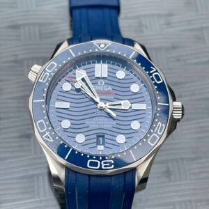 Omega Seamaster Diver 300M Rubber Strap Detail omega seamaster antique watch