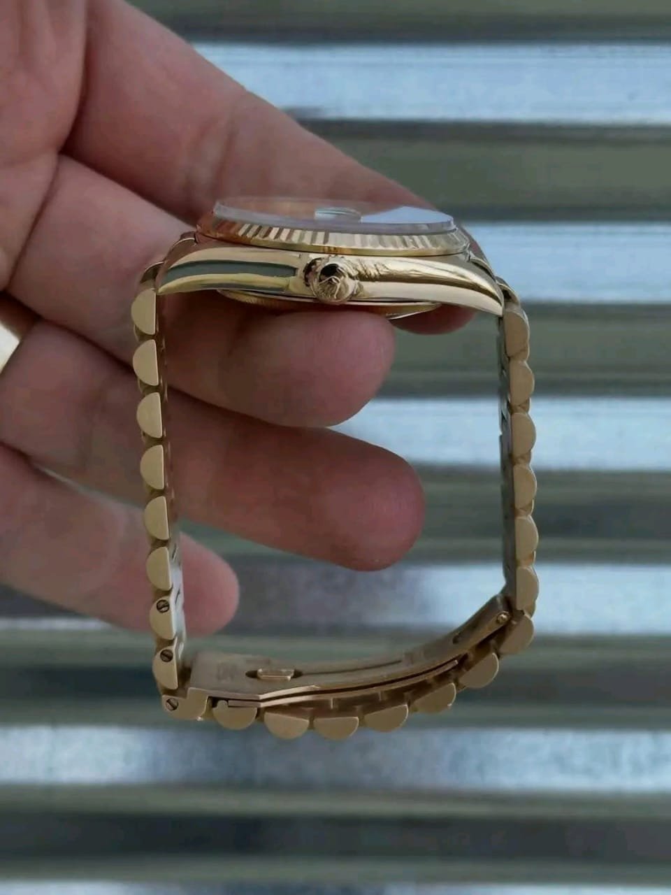 Rolex Day-Date 18238 Bracelet Side View
