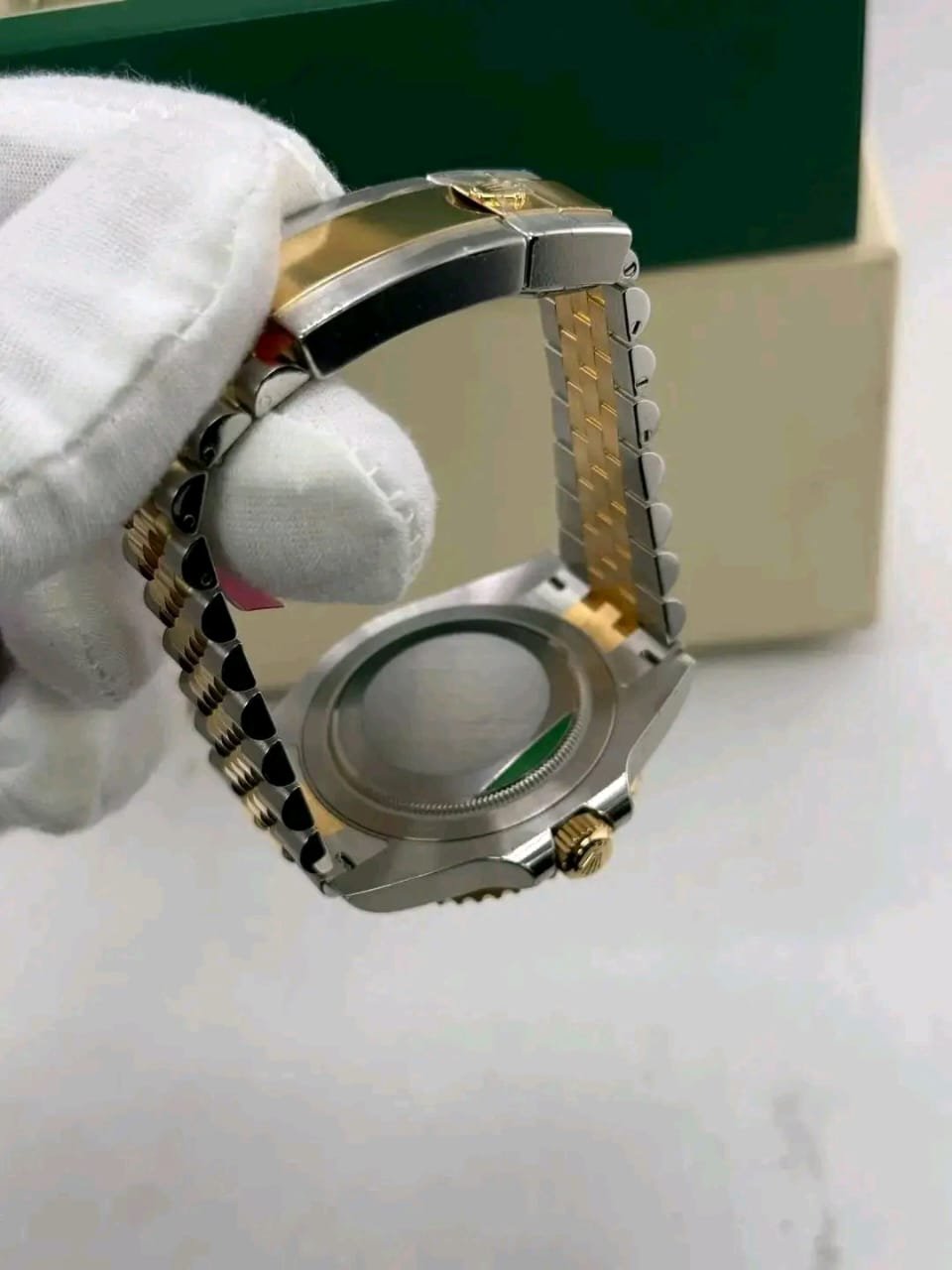 Rolex GMT-Master II 126713GRNR Case Side and Bottom