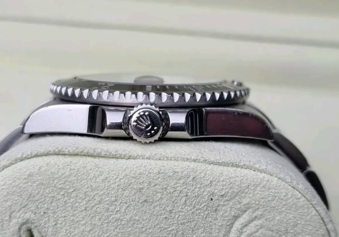 Rolex Sea-Dweller 16600 Aluminum Bezel Detail
