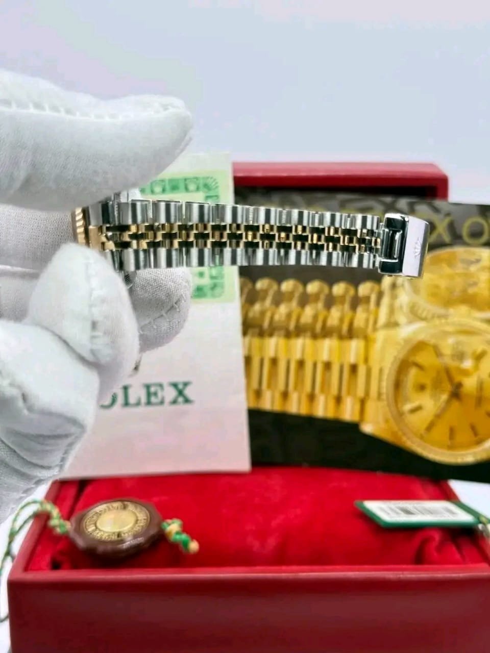 Rolex Ladies Datejust 179173 Clasp Detail