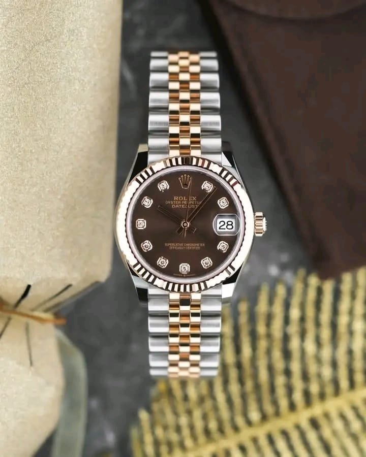 Rolex Datejust 31mm Two-Tone Jubilee Bracelet Detail rolex air king