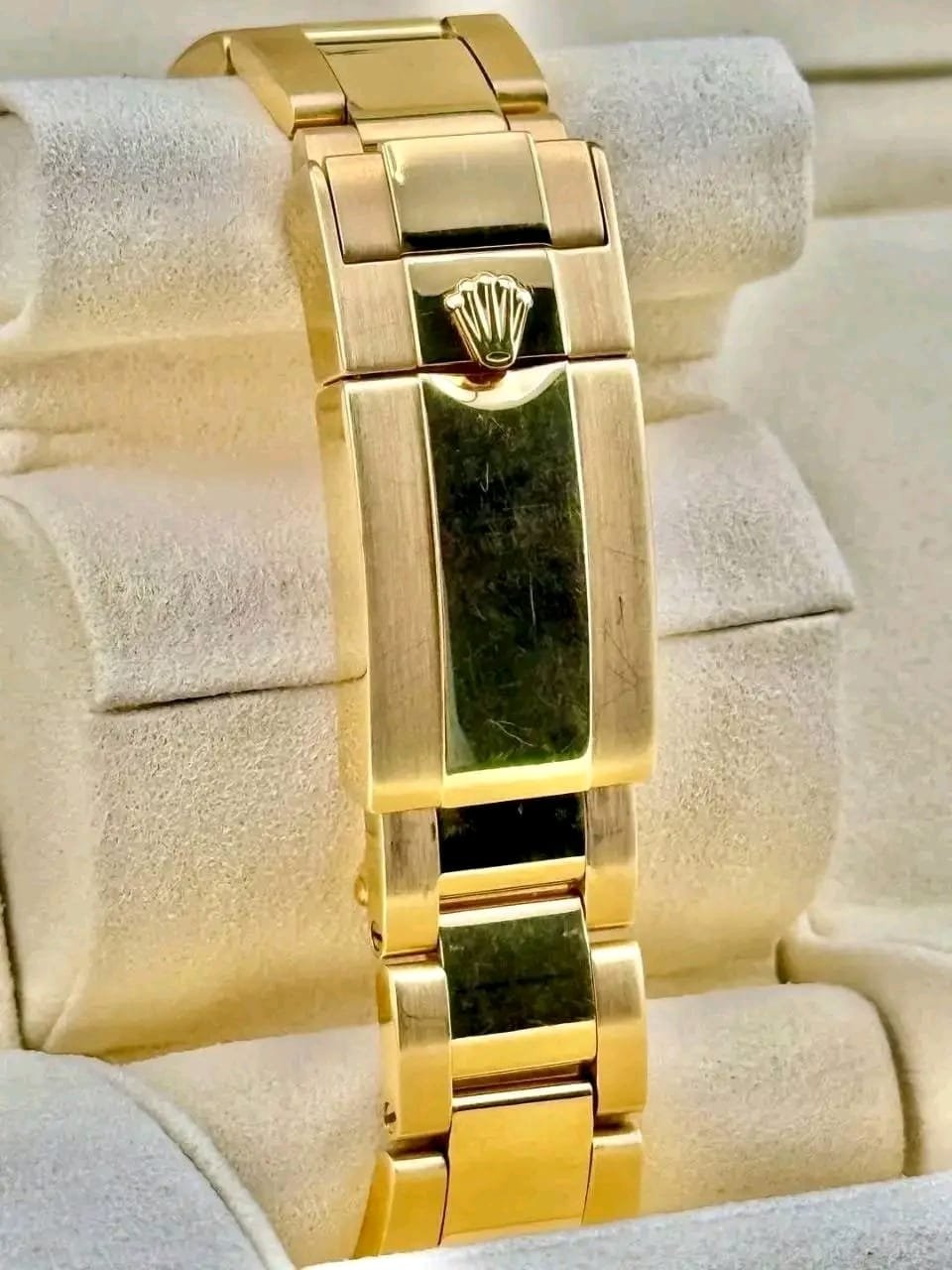 Rolex GMT-Master II 116718LN Oyster Bracelet Detail