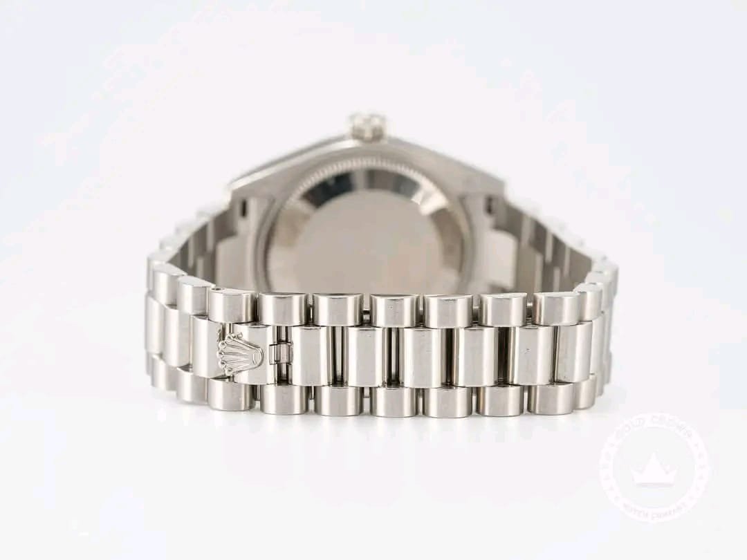 strap watch leather