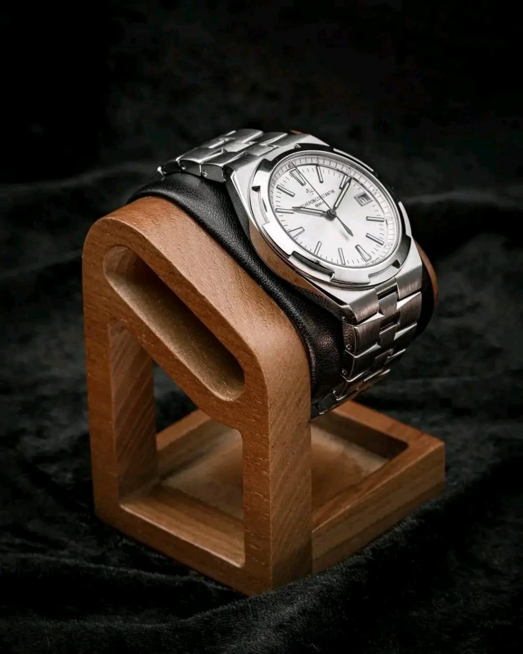 Vacheron Constantin Overseas Rubber Strap Detail