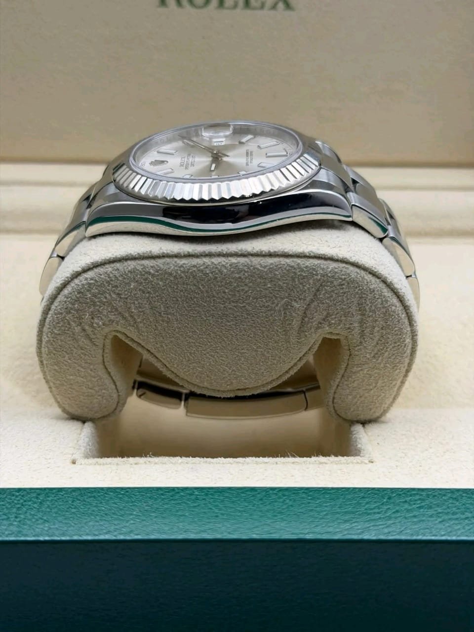 Rolex Datejust 116334 Setup Side View