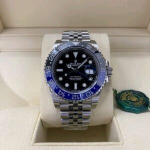 Rolex Batgirl Black Dial Blue Black Bezel Detail rolex coke​