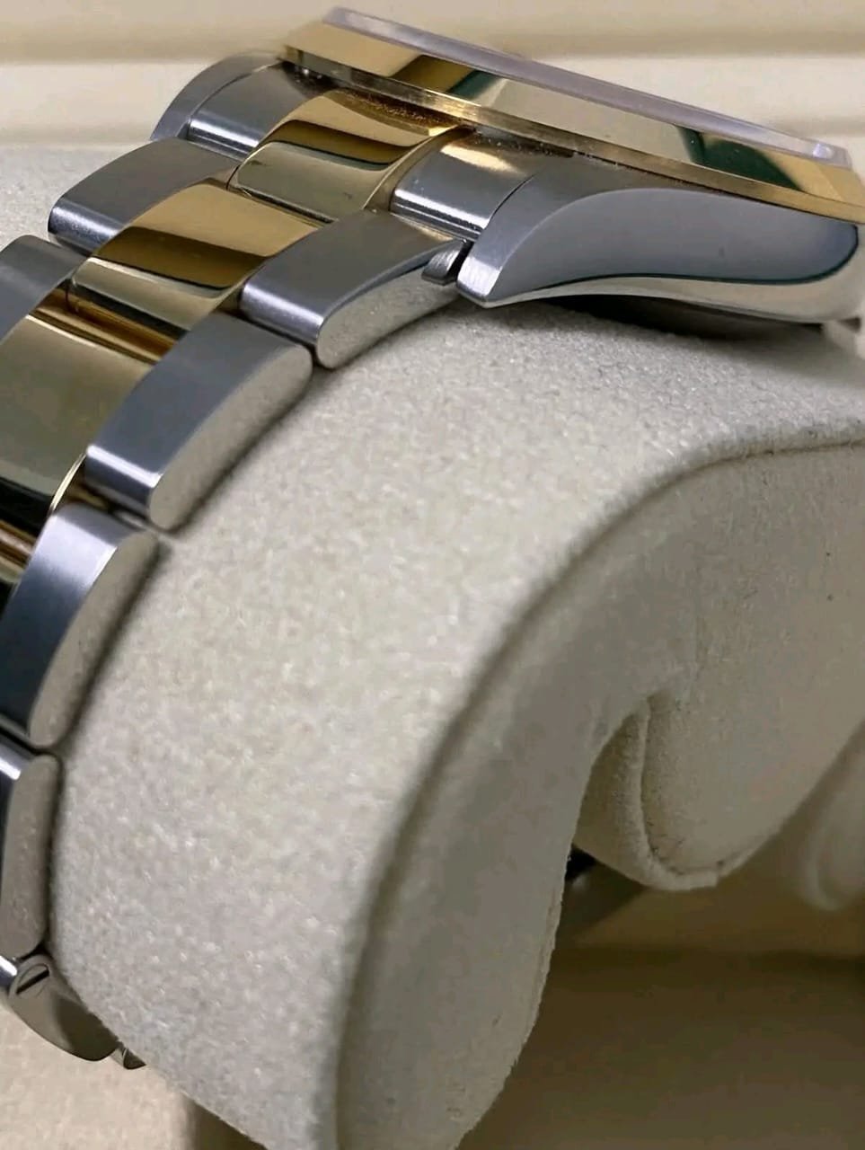 Rolex Explorer 124273 Two-Tone Oyster Bracelet Close-Up