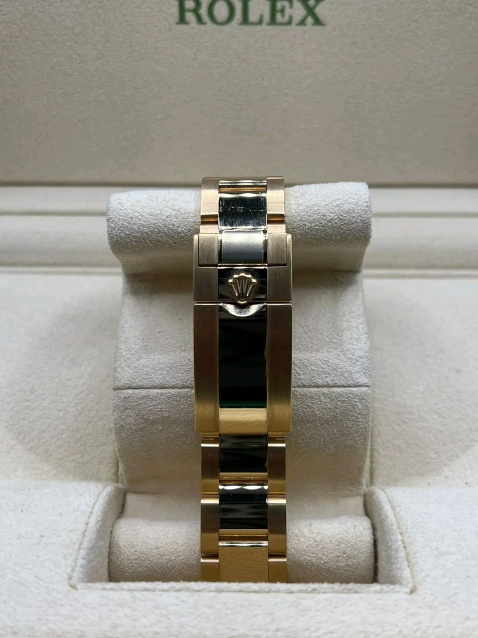 Rolex Daytona Meteorite Dial Oyster Bracelet View