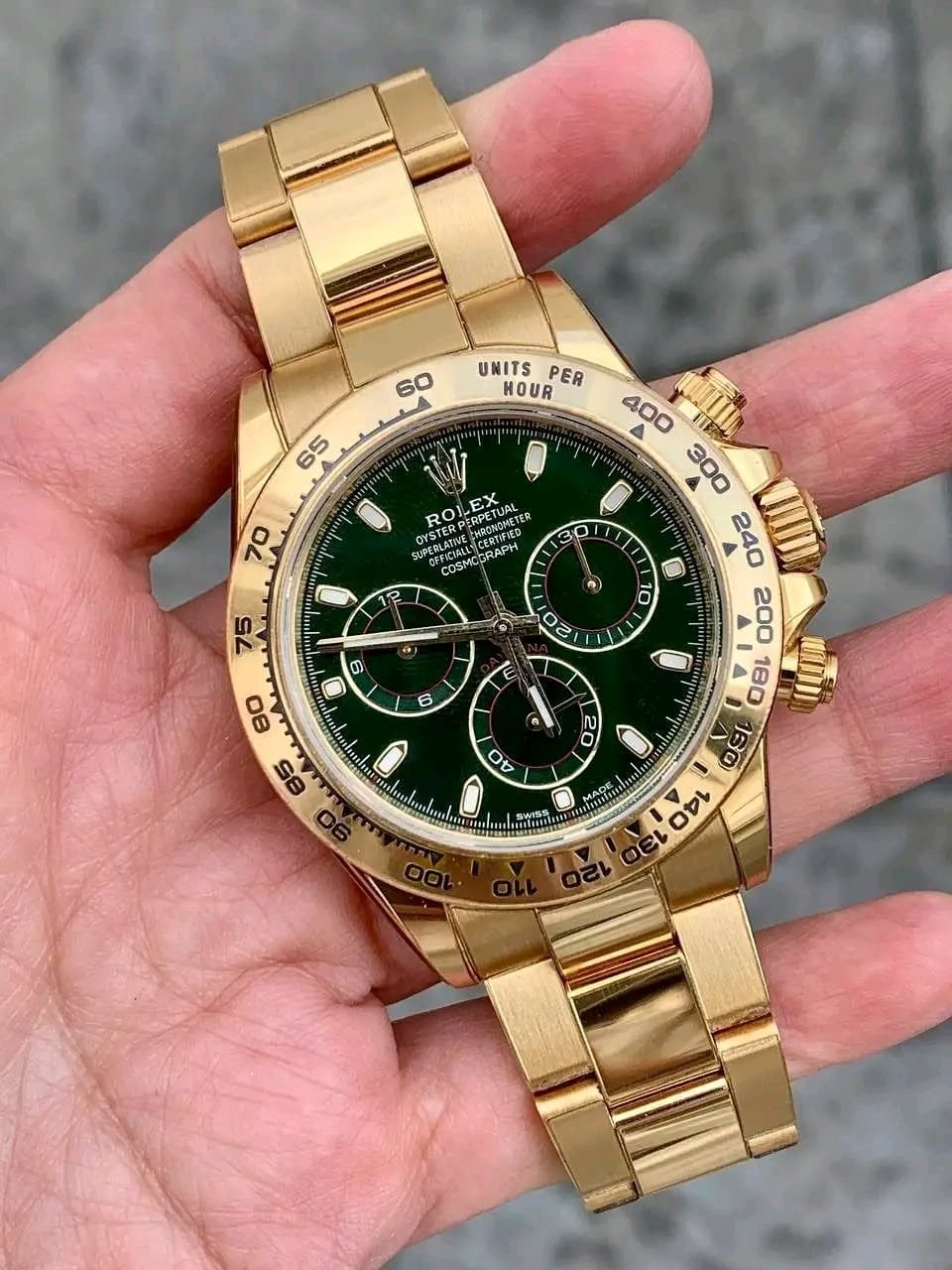 Rolex Daytona Chronograph Detail 116508 Gold