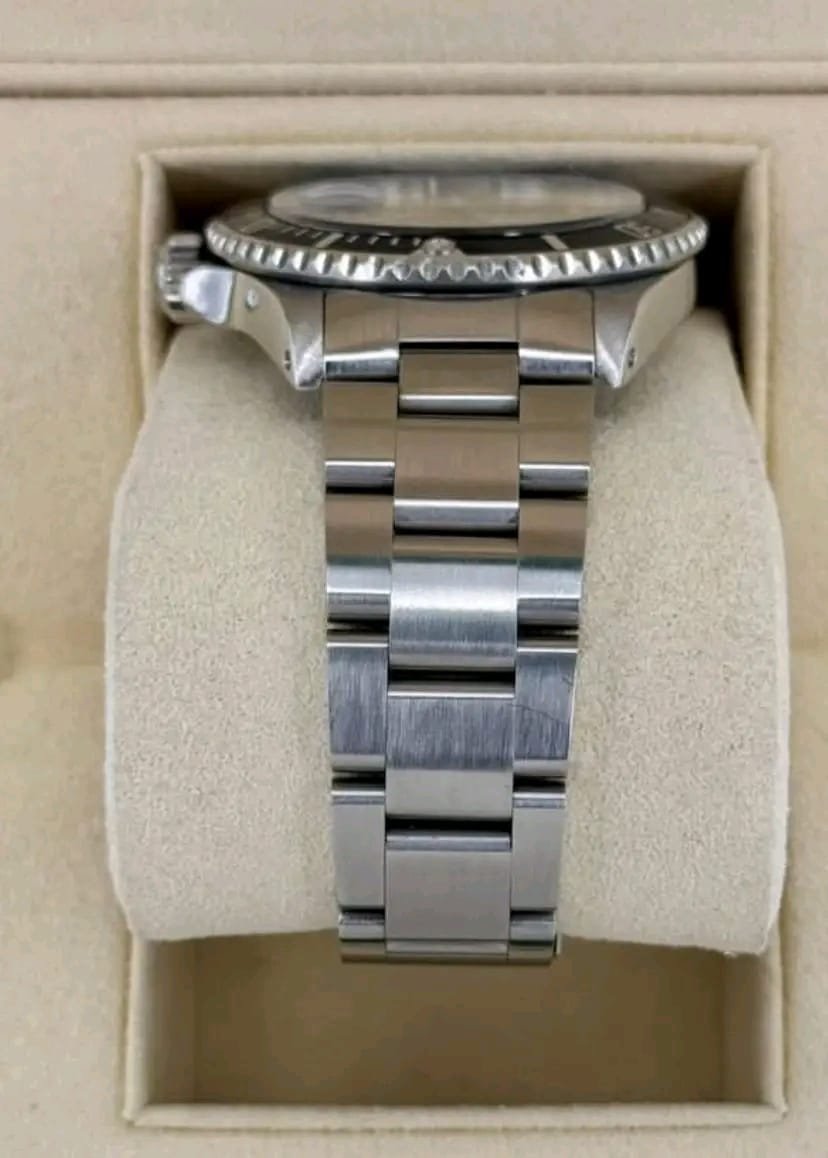 Rolex Submariner Clasp with Stamp Code Detail