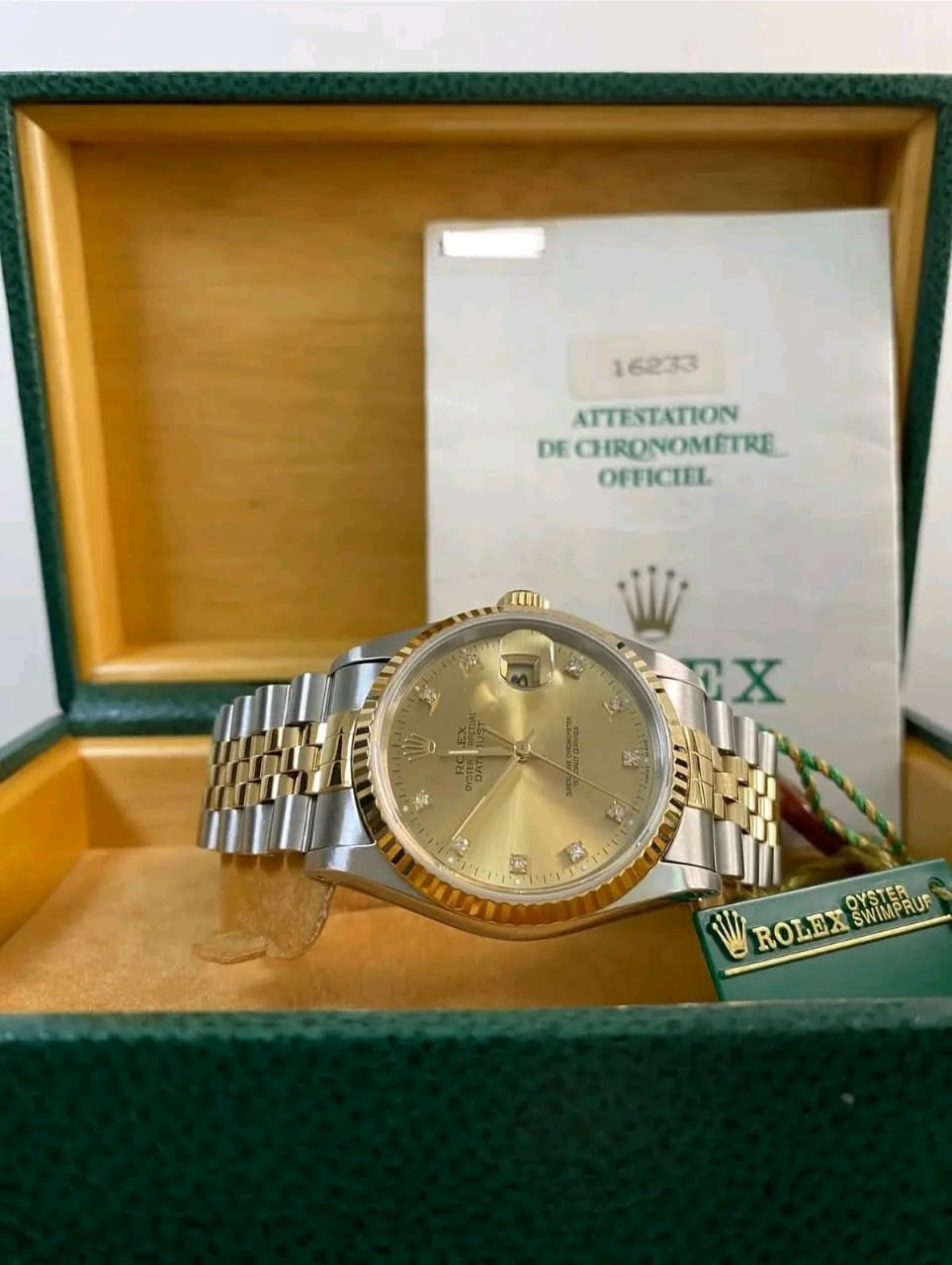 Rolex Datejust 16233 Full Set Display