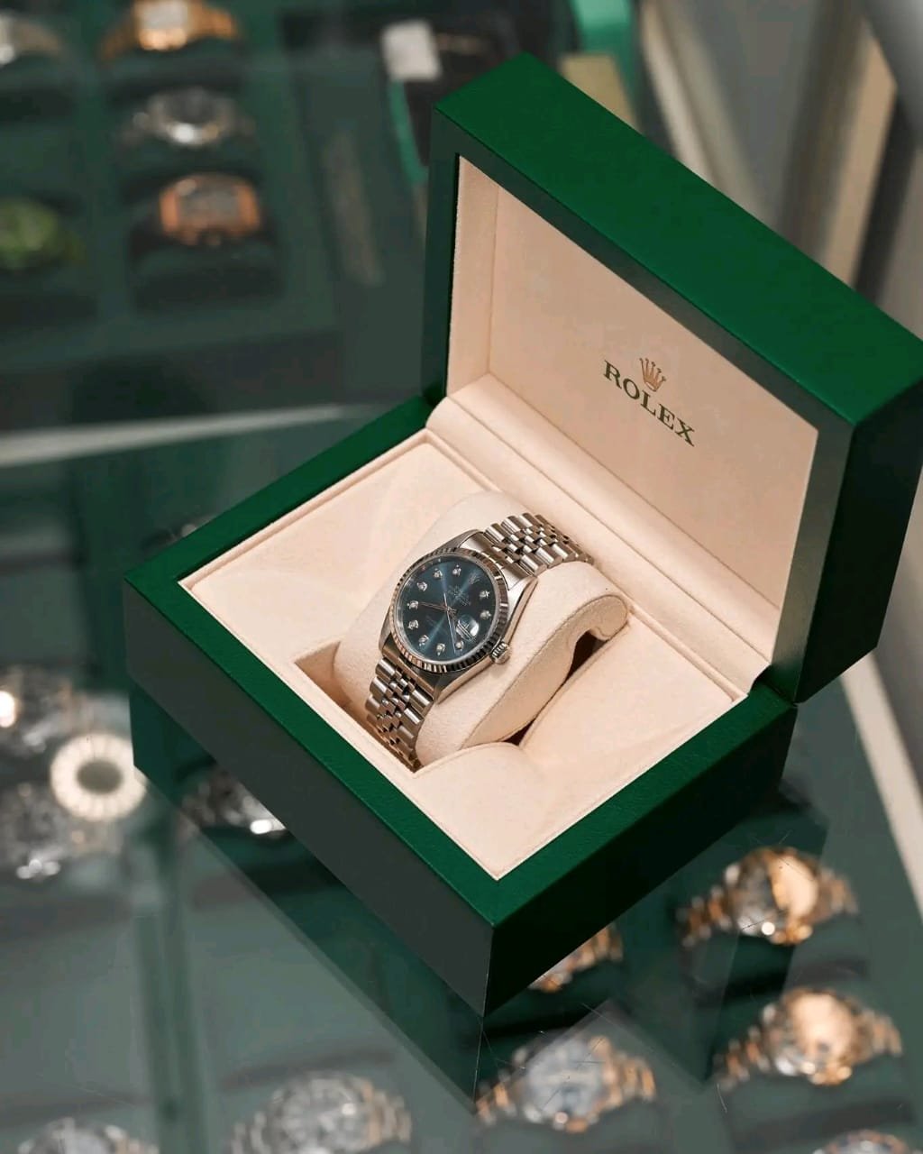Rolex Datejust Full Box View