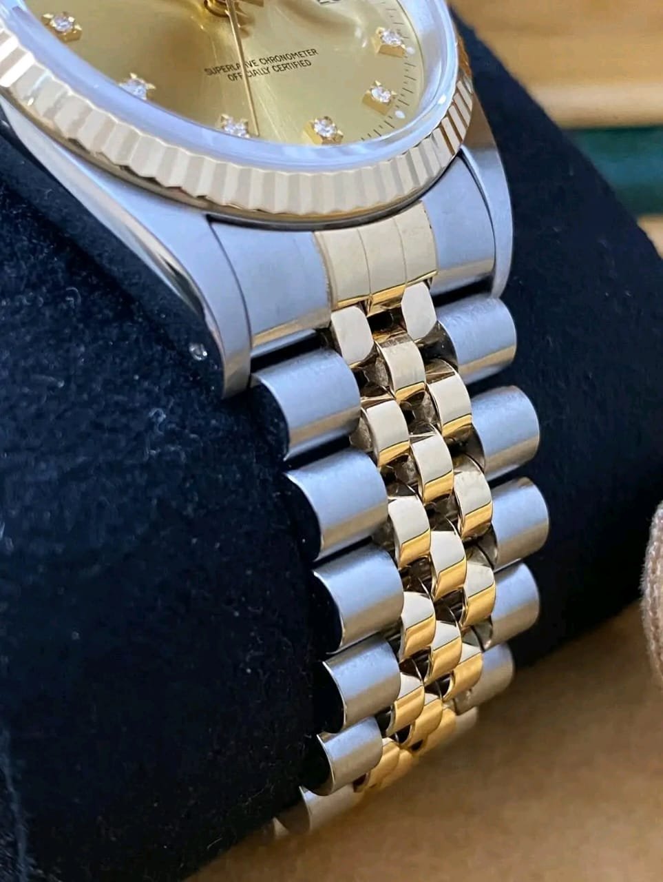 Rolex Datejust 16233 Opposite Side Profile