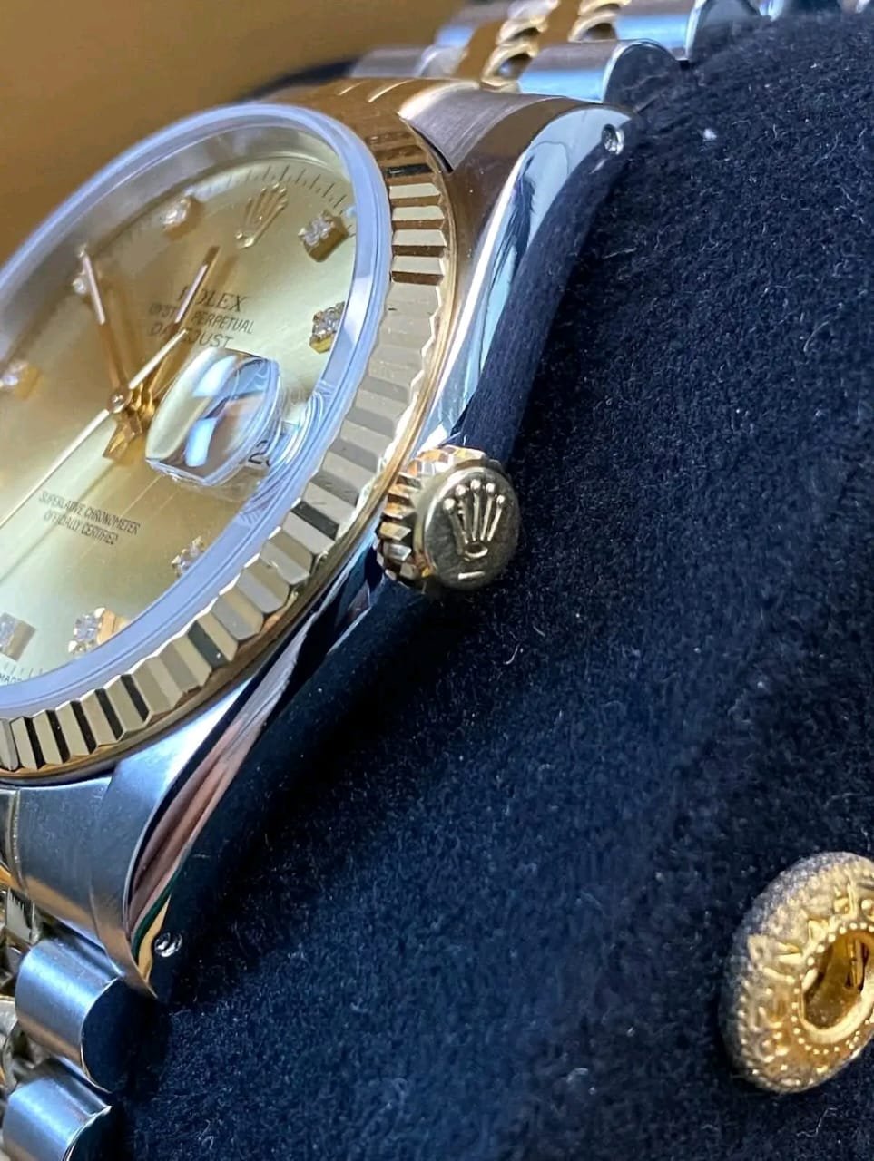 Rolex Datejust 16233 Crown Side Profile