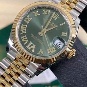 Rolex rolex kermit​ Datejust 31 Olive Green Sunburst Dial with Light Reflection
